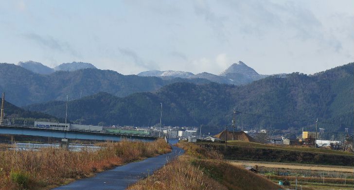 鷹取山