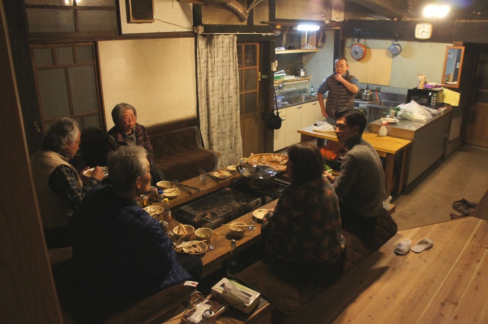 「そばんち　北奥９９７村」の囲炉裏料理