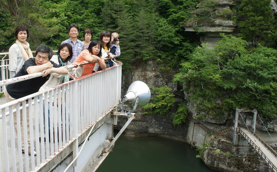 塔のへつり記念写真