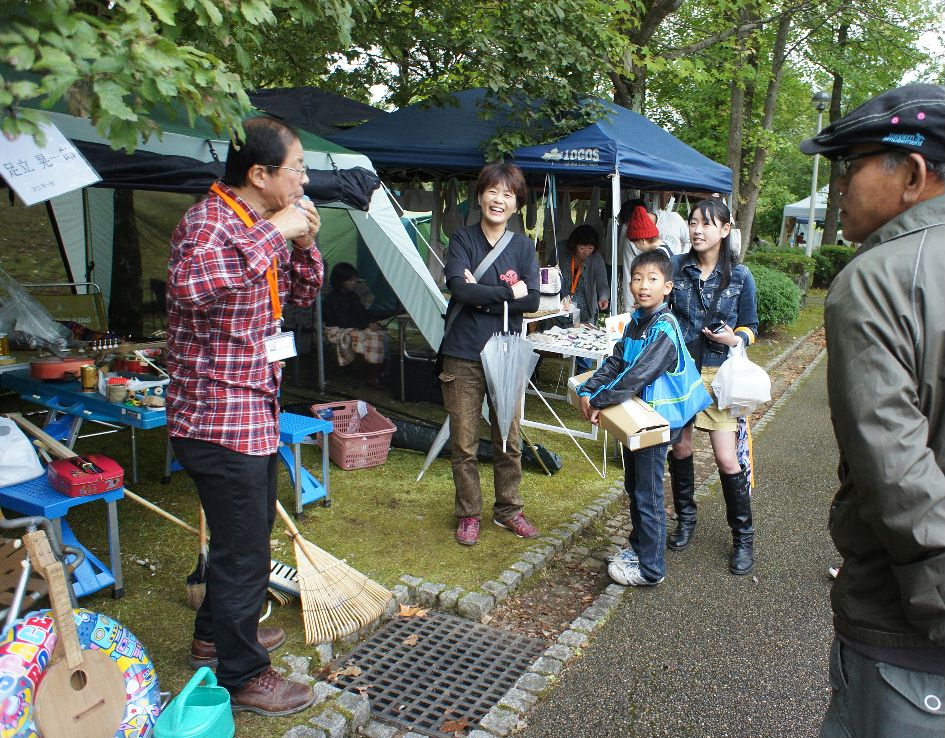 アートクラフトフェアマエストロ足立さん