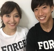 大津と久富アナ