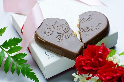 割れたチョコレート