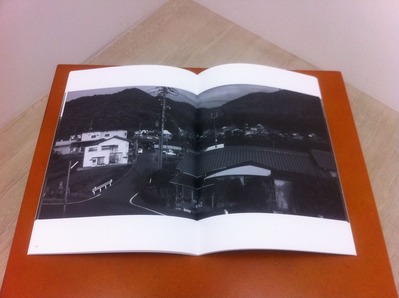 山口聡一郎写真集『谷間の道』1