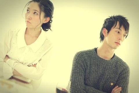 同い年の友人から「離婚危機だ」と泣きつかれ、離婚危機の原因となった家事を友人の嫁さんが里帰りしてる間に仕込むことになった…しかし…