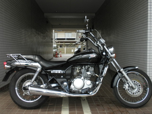 7エリミ125(黒)右