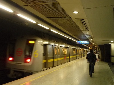 P1530372