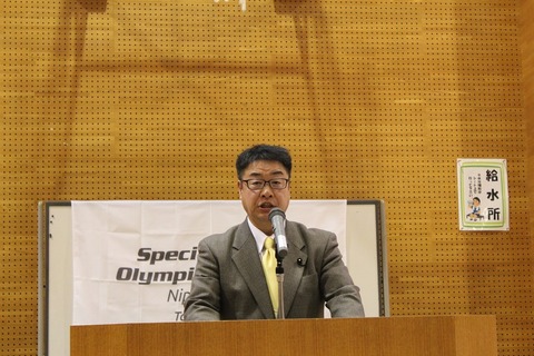 山崎副理事長あいさつ
