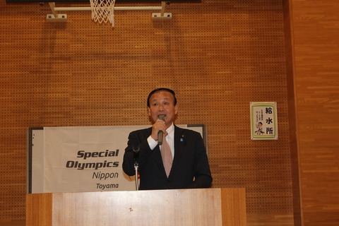 藤井理事長開会のあいさつ