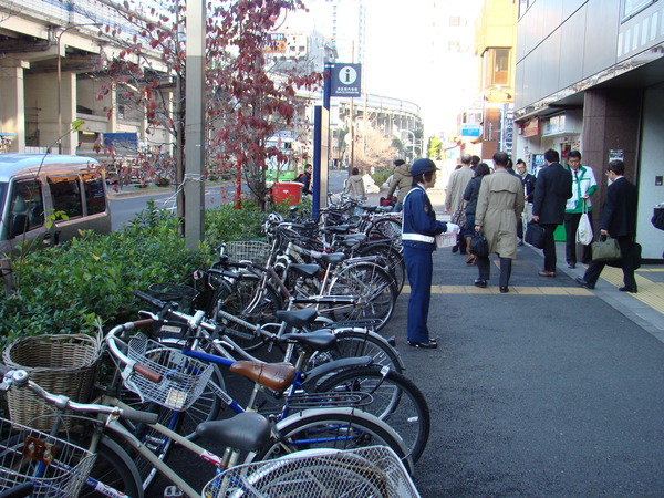 ... と繋いでれば撤去されない