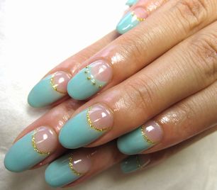 水色逆フレンチ