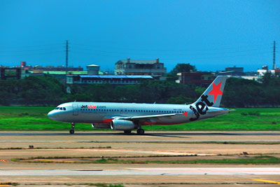 20110803_9327JetStarA320SM