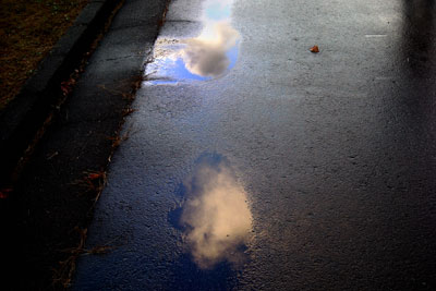 20101118DSCN1845水たまり空S