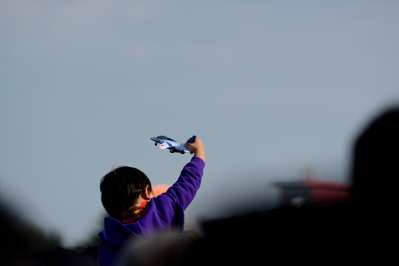 20141103DSC_1262子供ブルーインパルス離陸SM