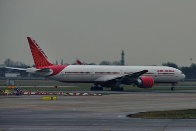 20100219DSC_1525AirIndiaB77