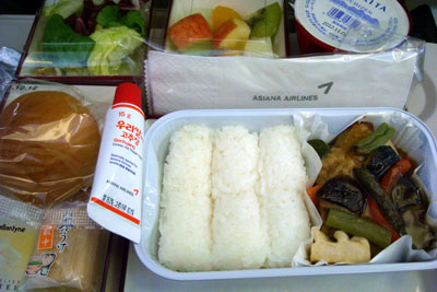20111211DSCN3667機内食SM
