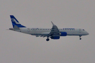201002151324フィンエアERJ-1