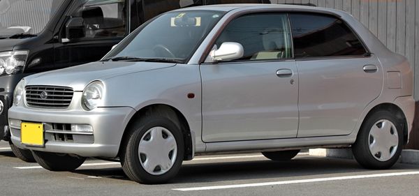 Daihatsu_Opti01s