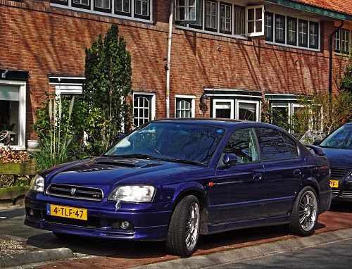 Subaru_Legacy_B4_500
