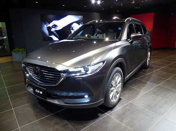 Mazda_CX-8_XDLPackage01s