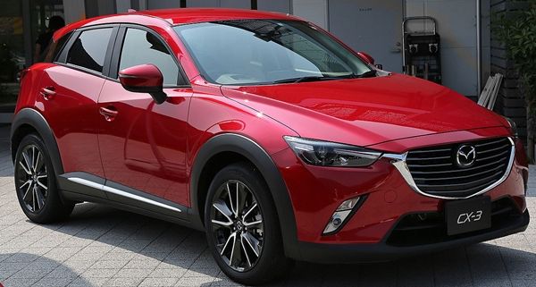 1280px-Mazda3_CX-3s