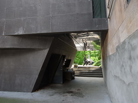 R0999717