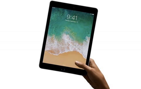 7-inch-ipad-hand-800x509