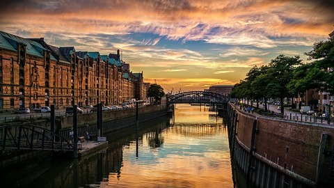 hamburg-3846525__340