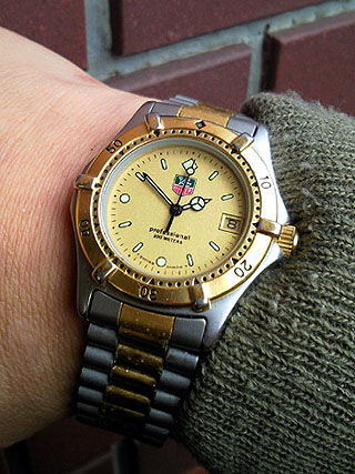 TAG HEUER2000 0208