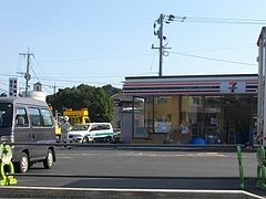 東長崎01