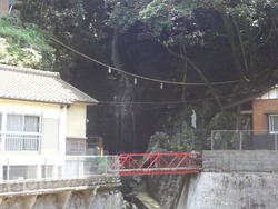 八十八尺の滝01-1