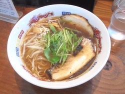 神戸堂ラーメン02