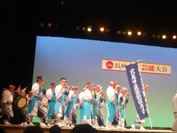 鍬踊獅子舞01