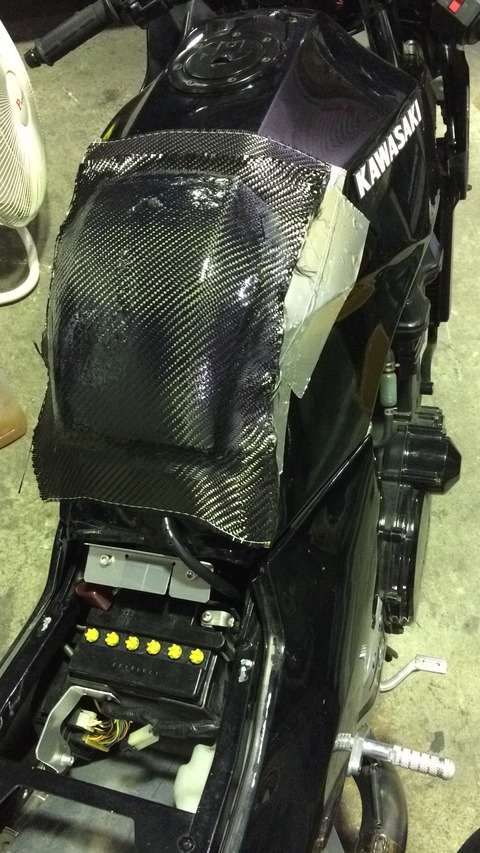KUROKAGE gpz900r タンクパッド +ヒールプレート KUROKAGE gpz900r タンクパッド +ヒールプレート A-TECH