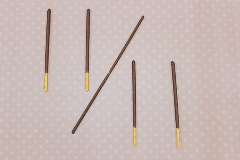野崎「今日はポッキーの日だ」