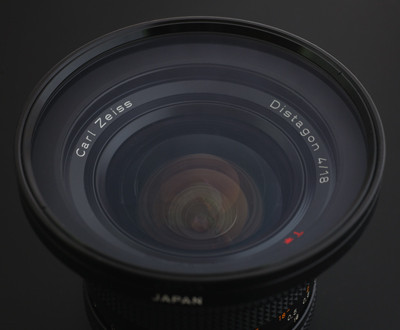 Distagon 18mm F4用のフィルター 事実はスペックより奇なり