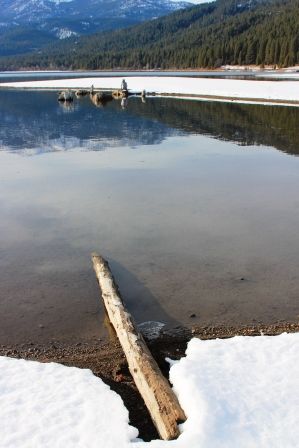 Lake Siskyuo, 72 web, 1-28-'12, IMG_4562