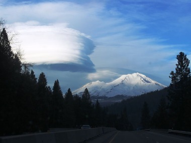 32 doc. UFO Cloud & Mt. Shasta 1-11-2019 124