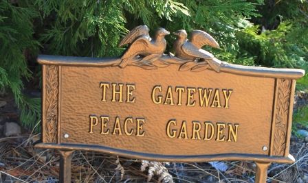 Peace Garden, 2 web, 12-1-'11, IMG_3148
