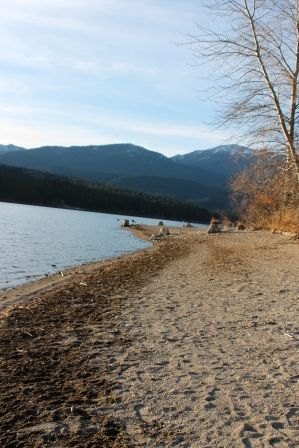 Lake Siskyou, 27 web, 1-04-'12, IMG_8776
