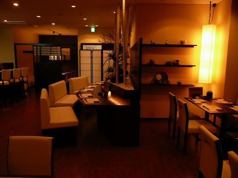ご来店お待ちしております。