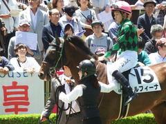 20180520 東京4R 3歳未勝利 ルフィーナ 11