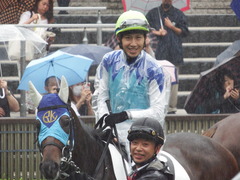 20180623 東京12R (500) アドマイヤシナイ 13