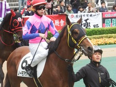 20190427 東京12R (1000) ノーモアゲーム 17