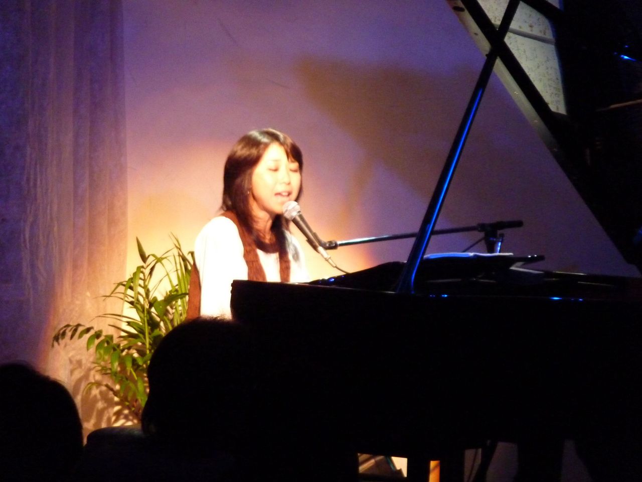 沢田聖子ピアノ