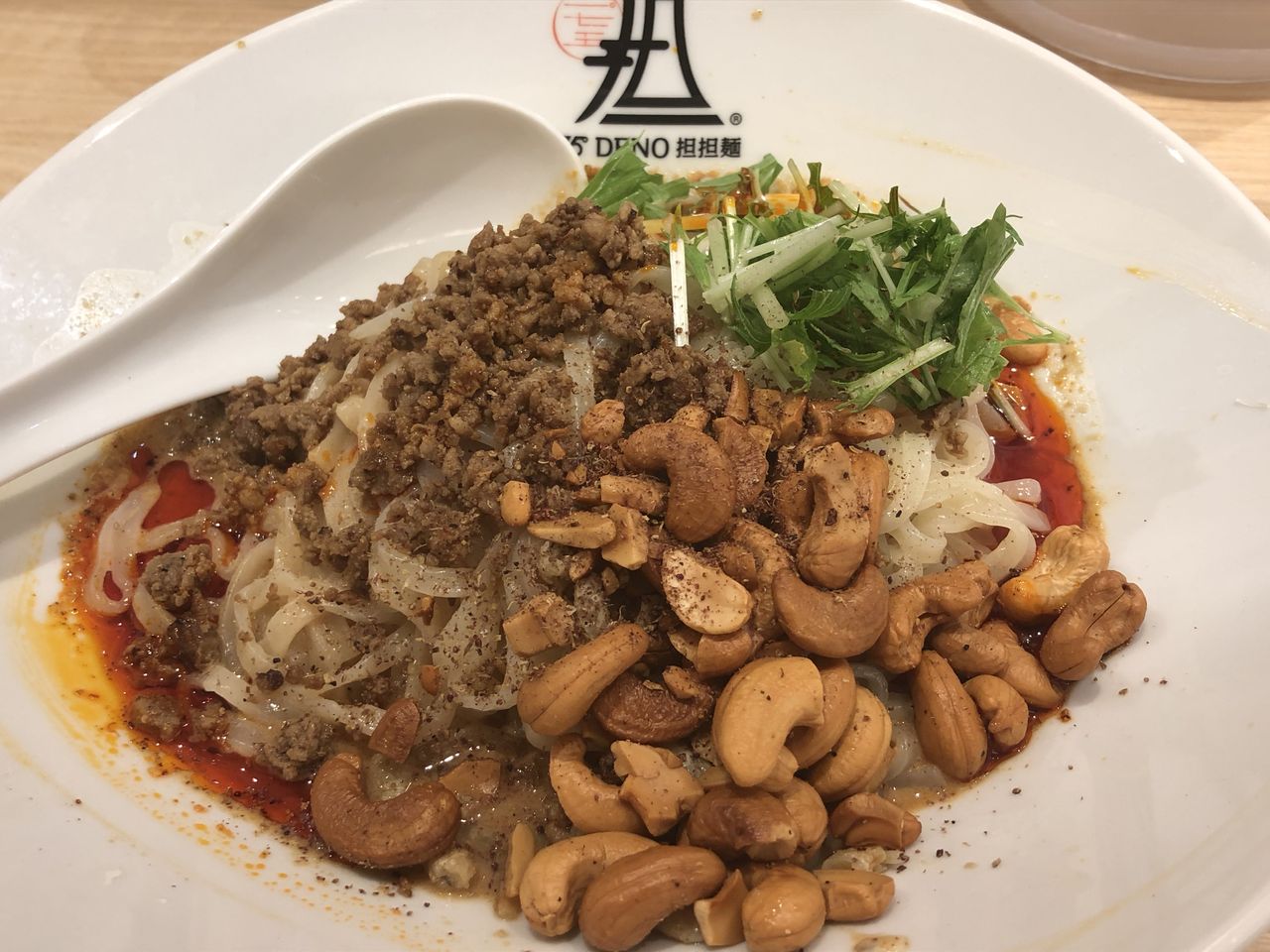 新宿の担々麺