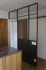住宅の中の鉄