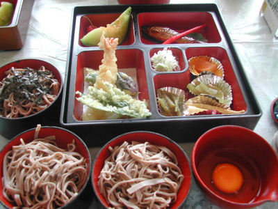ひつこそば