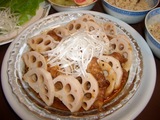 レンコンと豚バラ肉の中華蒸しの完成