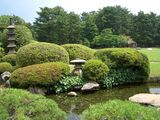 延養亭の庭園風情