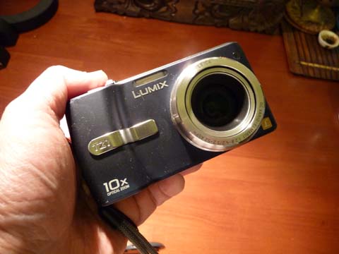 LUMIX TZ1